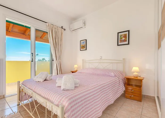 Апартаменты Spiti Paralia By Corfu Solutions