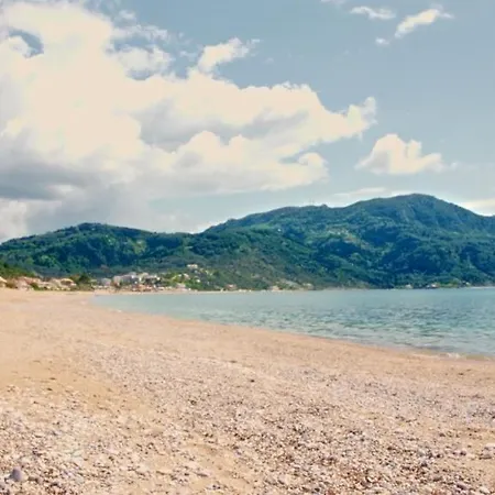 公寓 Spiti Paralia By Corfu Solutions 圣佐治欧斯帕贡