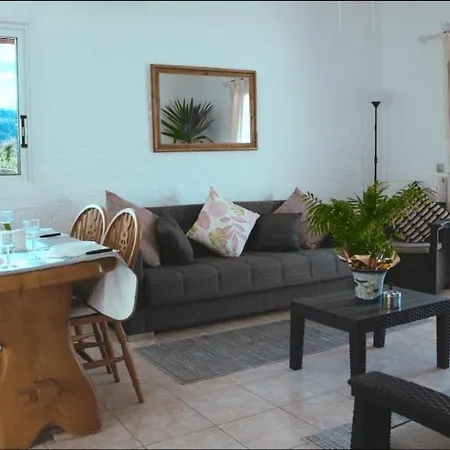 Spiti Paralia By Corfu Solutions דירה אגיוס גיורגיוס פגון