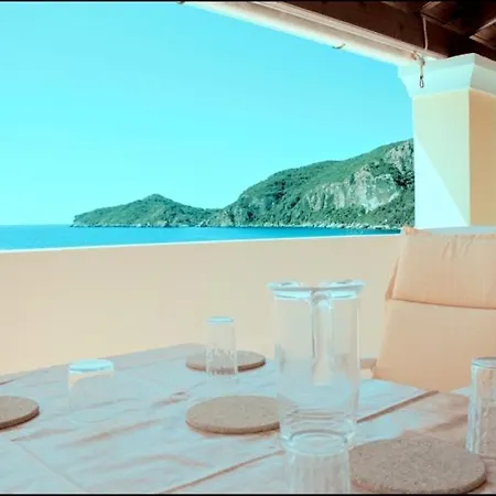 Spiti Paralia By Corfu Solutions